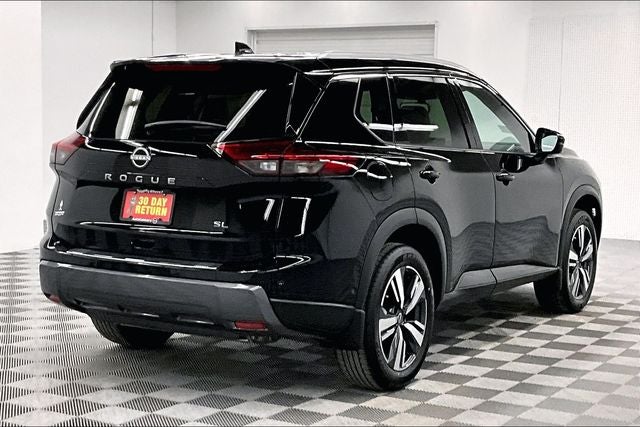 2025 Nissan Rogue SL