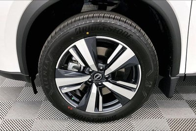 2025 Nissan Rogue SL AWD - Premium and Tech Packages