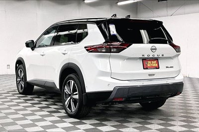 2025 Nissan Rogue SL AWD - Premium and Tech Packages
