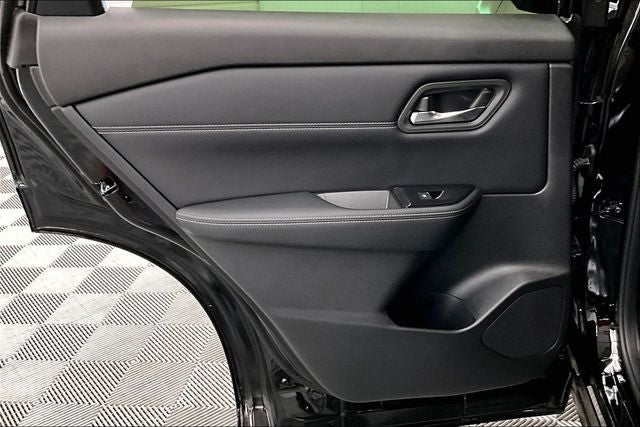 2025 Nissan Rogue SL AWD