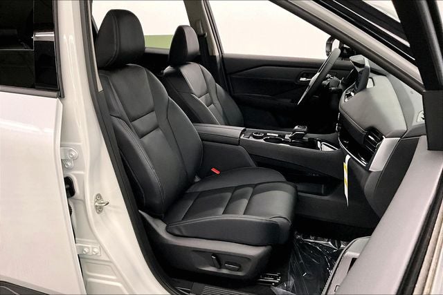 2025 Nissan Rogue SL AWD - Premium and Tech Packages