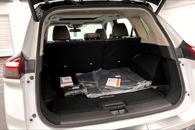 2025 Nissan Rogue SL AWD - Premium and Tech Packages