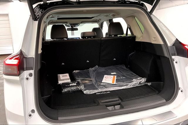 2025 Nissan Rogue SL AWD - Premium and Tech Packages