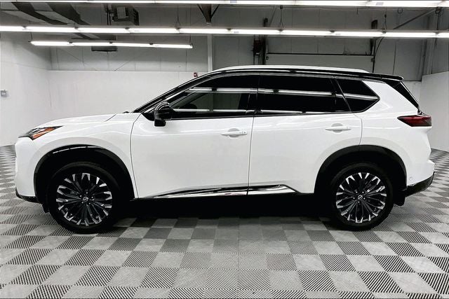 2024 Nissan Rogue Platinum Pano Roof - Adaptive Cruise - Htd Leather