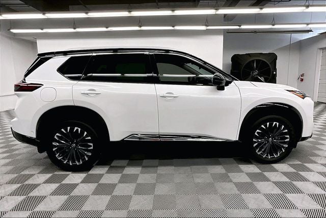 2024 Nissan Rogue Platinum Pano Roof - Adaptive Cruise - Htd Leather