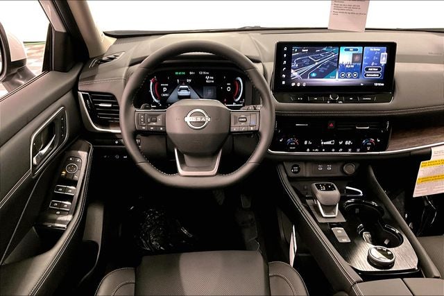 2025 Nissan Rogue Platinum AWD