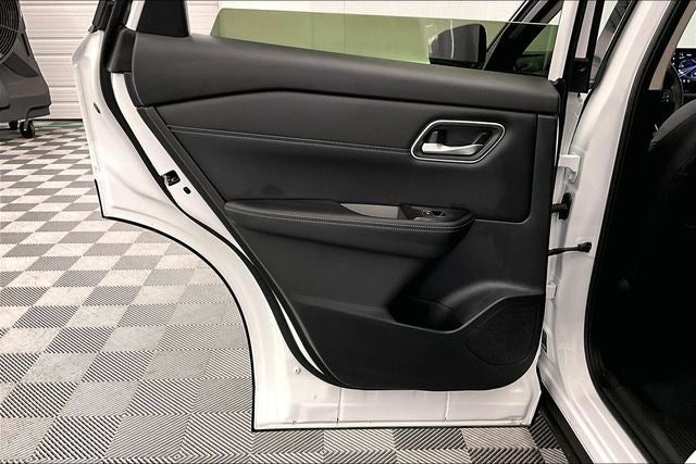 2025 Nissan Rogue Platinum AWD