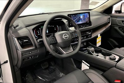 2025 Nissan Rogue Platinum AWD