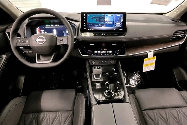 2026 Nissan Rogue Platinum AWD - Premium Package