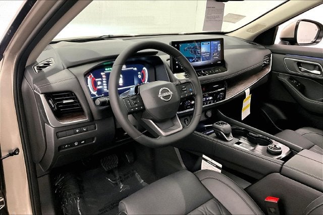 2026 Nissan Rogue Platinum AWD - Premium Package