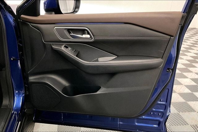 2023 Nissan Rogue Platinum AWD - Premium Pkg - Pano Roof - Htd Leather