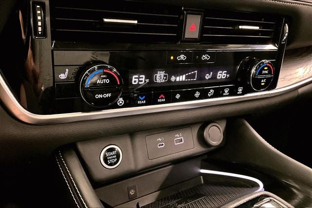 2023 Nissan Rogue Platinum AWD - Premium Pkg - Pano Roof - Htd Leather