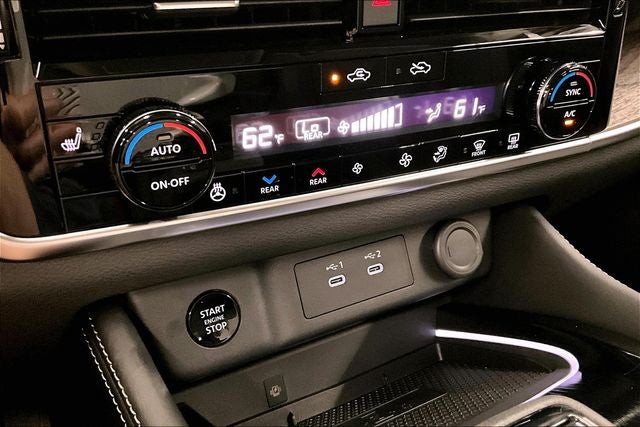 2025 Nissan Rogue Platinum AWD - Premium Package