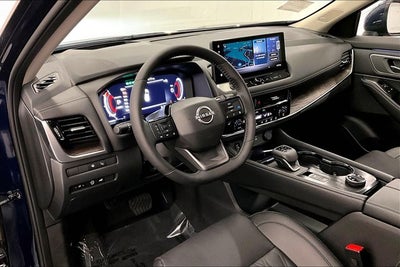 2025 Nissan Rogue Platinum AWD - Premium Package