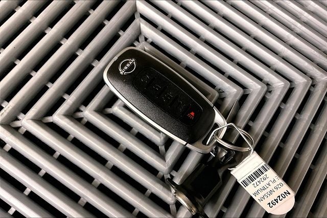 2026 Nissan Rogue Platinum AWD - Premium Package