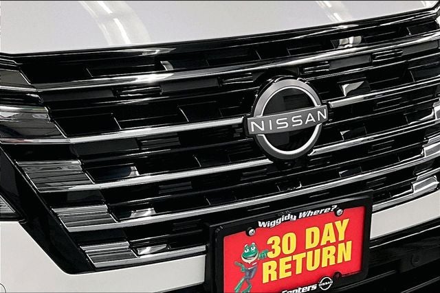 2026 Nissan Rogue Platinum AWD - Premium Package