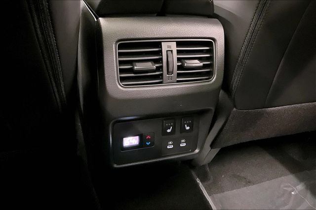 2026 Nissan Rogue Platinum AWD - Premium Package