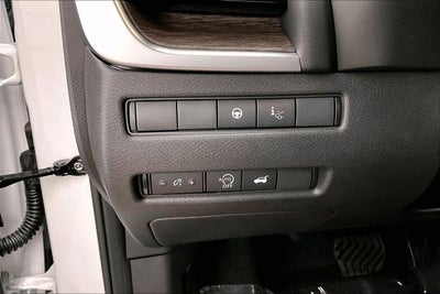 2026 Nissan Rogue Platinum AWD - Premium Package