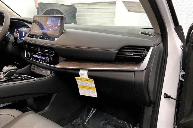 2026 Nissan Rogue Platinum AWD - Premium Package