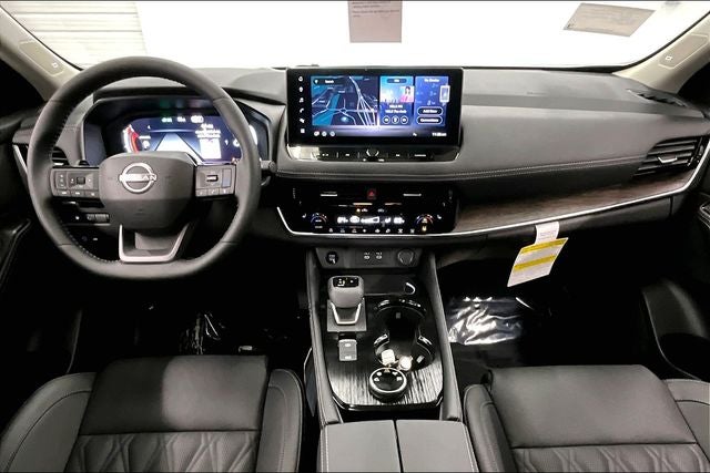 2026 Nissan Rogue Platinum AWD - Premium Package