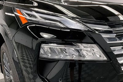 2026 Nissan Rogue Platinum AWD - Premium Package