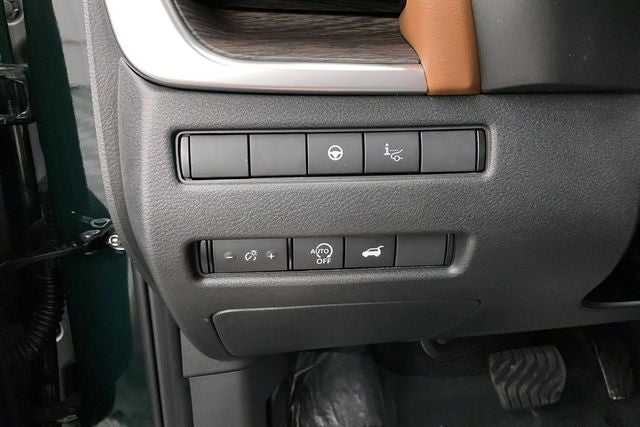 2026 Nissan Rogue Platinum AWD - Premium Package