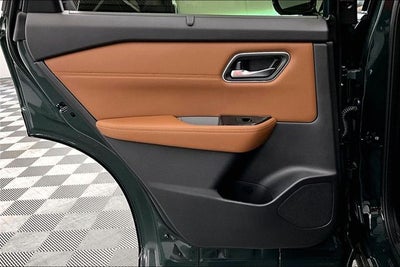 2026 Nissan Rogue Platinum AWD - Premium Package