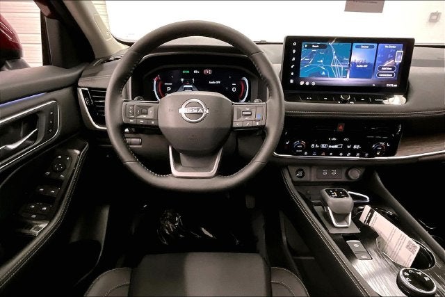 2026 Nissan Rogue Platinum AWD - Premium Package