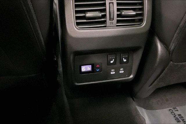 2026 Nissan Rogue Platinum AWD - Premium Package