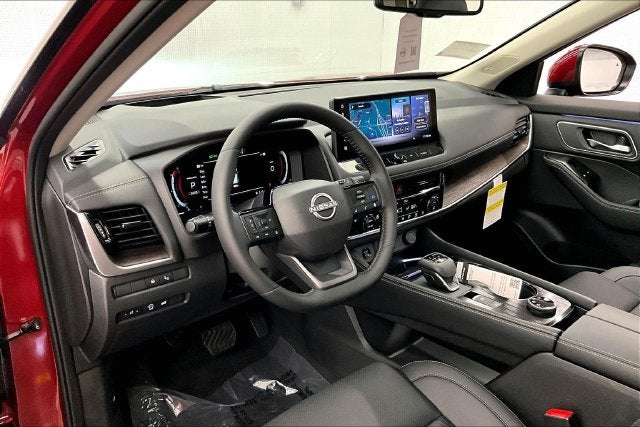 2026 Nissan Rogue Platinum AWD - Premium Package