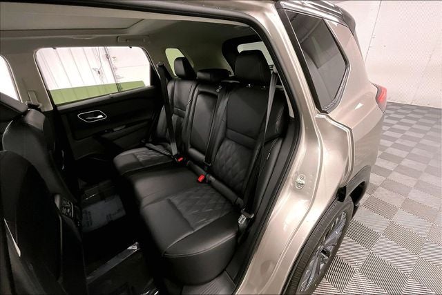 2026 Nissan Rogue Platinum AWD - Premium Package