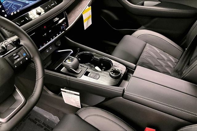 2026 Nissan Rogue Platinum AWD - Premium Package