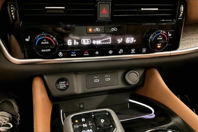 2026 Nissan Rogue Platinum AWD - Premium Package