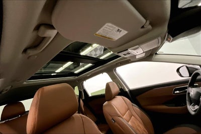 2026 Nissan Rogue Platinum AWD - Premium Package
