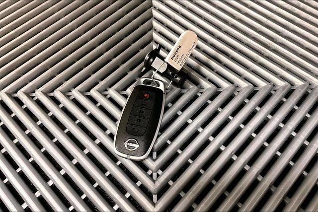 2026 Nissan Rogue Platinum AWD - Premium Package