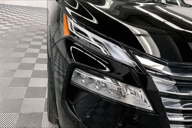 2026 Nissan Rogue Platinum AWD - Premium Package