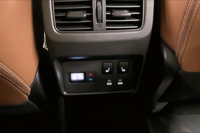 2026 Nissan Rogue Platinum AWD - Premium Package