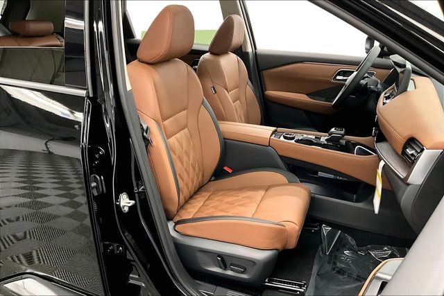 2026 Nissan Rogue Platinum AWD - Premium Package