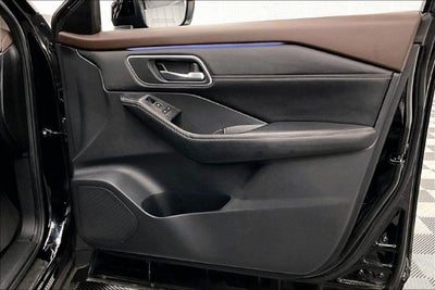 2023 Nissan Rogue Platinum AWD-Pano Roof-Adaptive Cruise-Htd Leather