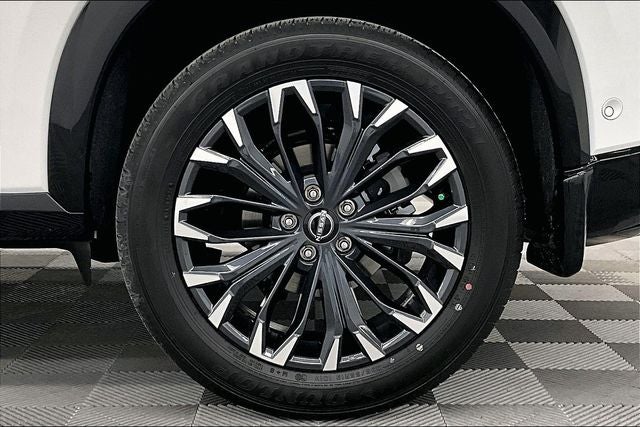 2025 Nissan Rogue Platinum AWD - Premium and Tech Packages