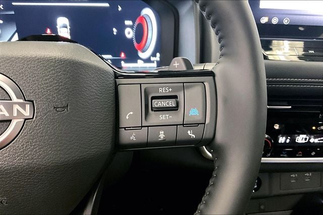 2025 Nissan Rogue Platinum AWD - Premium and Tech Packages