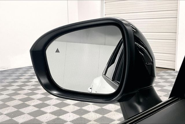 2025 Nissan Rogue Platinum AWD - Premium and Tech Packages