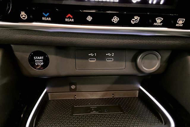 2025 Nissan Rogue Platinum AWD - Premium and Tech Packages