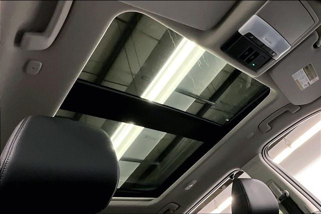 2025 Nissan Rogue Platinum AWD - Premium and Tech Packages