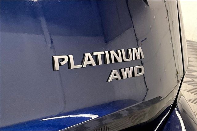 2026 Nissan Rogue Platinum AWD - Premium Package