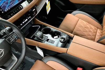 2026 Nissan Rogue Platinum AWD - Premium Package