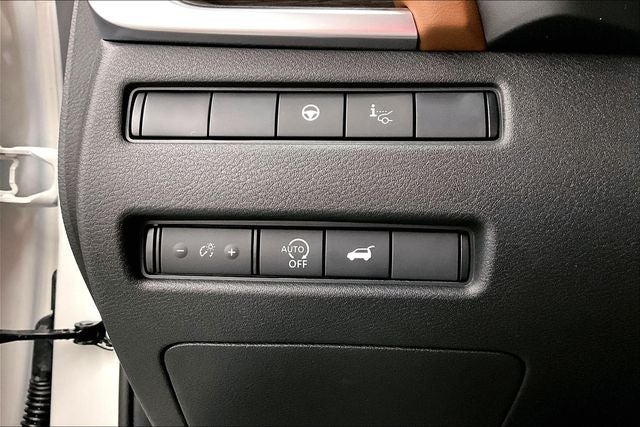 2026 Nissan Rogue Platinum AWD - Premium Package