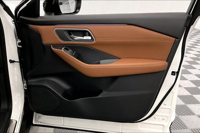 2026 Nissan Rogue Platinum AWD - Premium Package