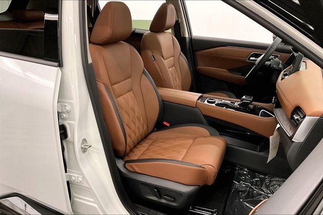 2026 Nissan Rogue Platinum AWD - Premium Package