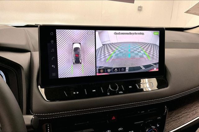 2026 Nissan Rogue Platinum AWD - Premium Package